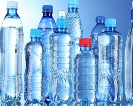 Có nên sử dụng nước đóng chai hàng ngày
